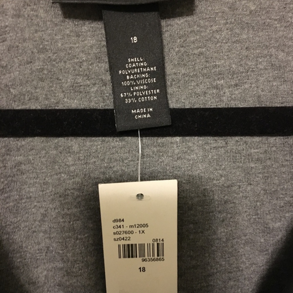 🌹HOST PICK🌹 NWT LANE BRYANT black zippered vest - Picture 4 of 8